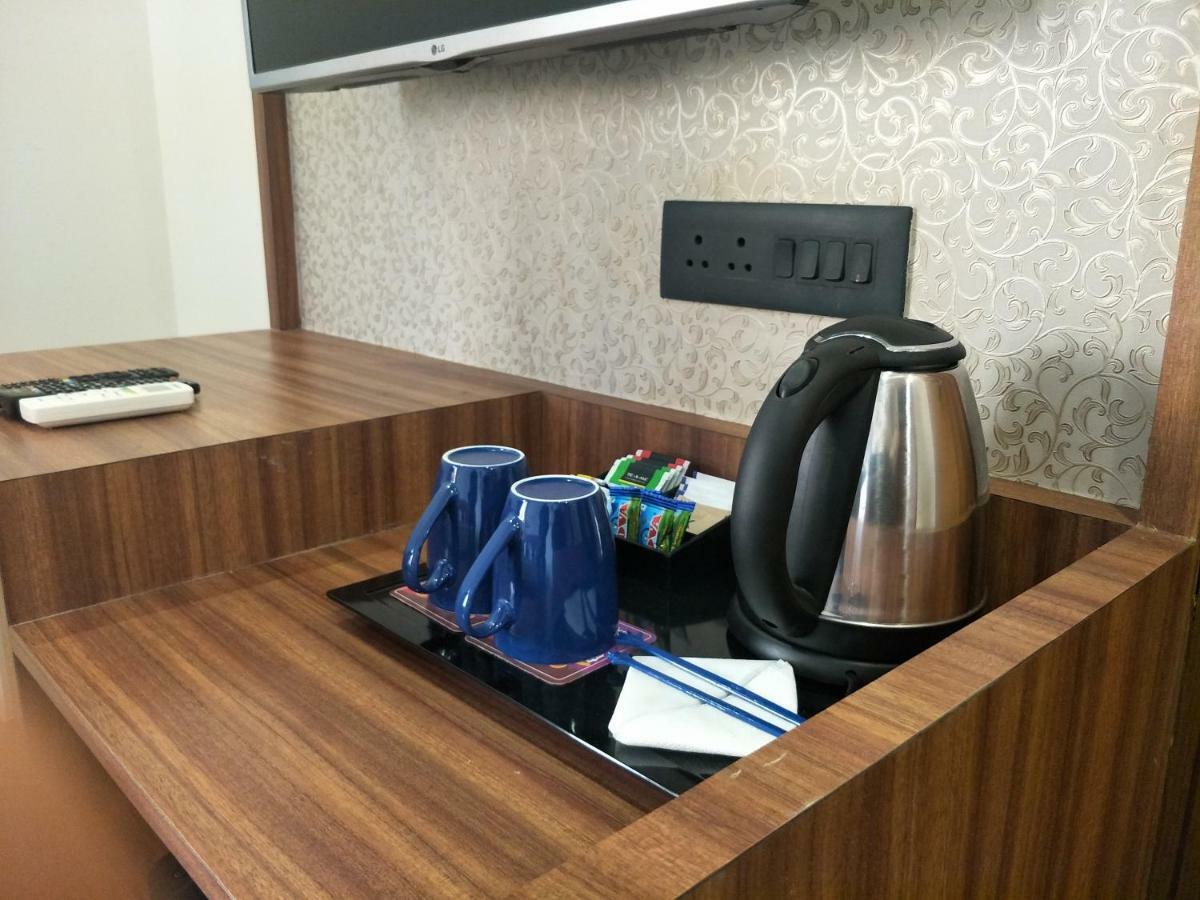 Kyriad Hotel Solapur By Othpl المظهر الخارجي الصورة